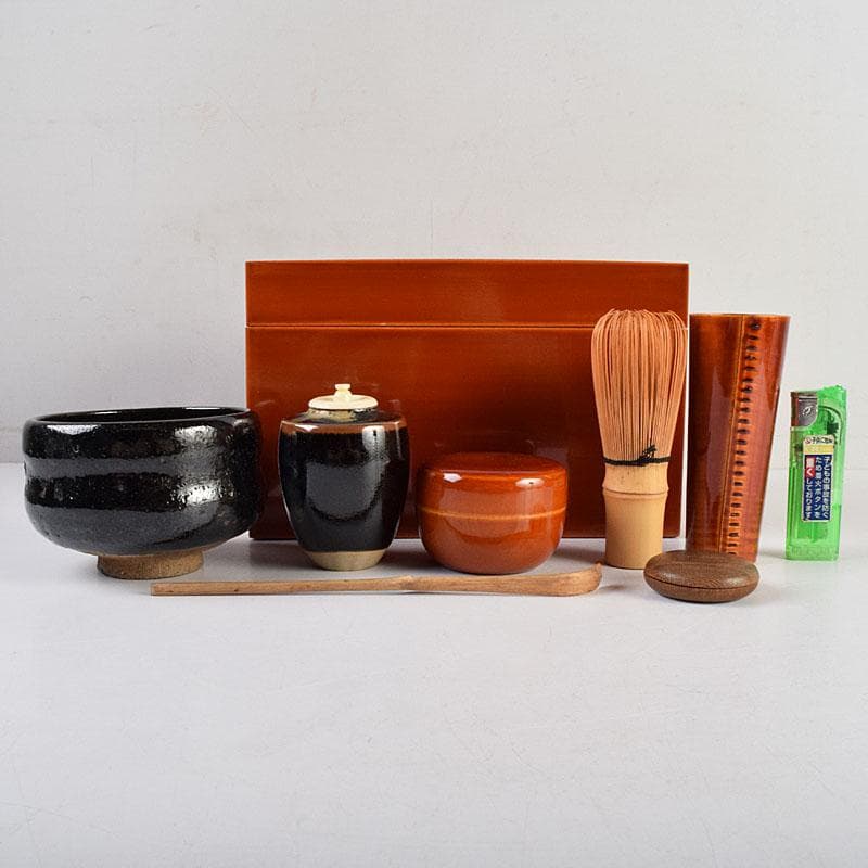 茶道具　春慶塗　利休茶箱　棗　黒楽茶碗など　七点　一式　M　R9432