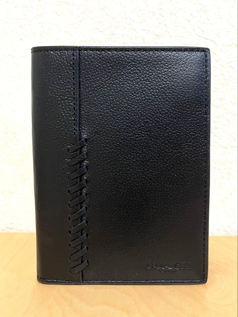 ［新品未使用］coach パスポートケース
