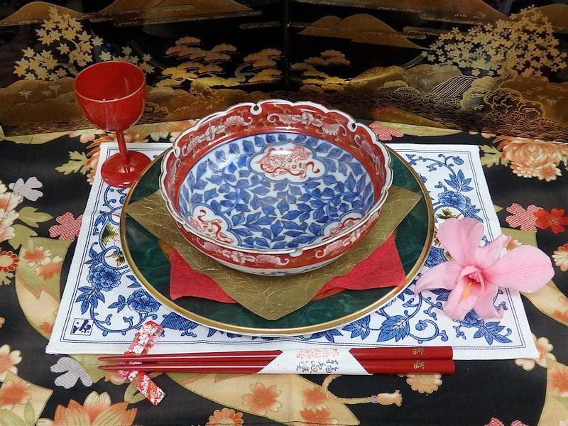 大聖寺伊万里　染錦　獅子に葉唐草の図 　雪輪膾皿　165AS-CTj