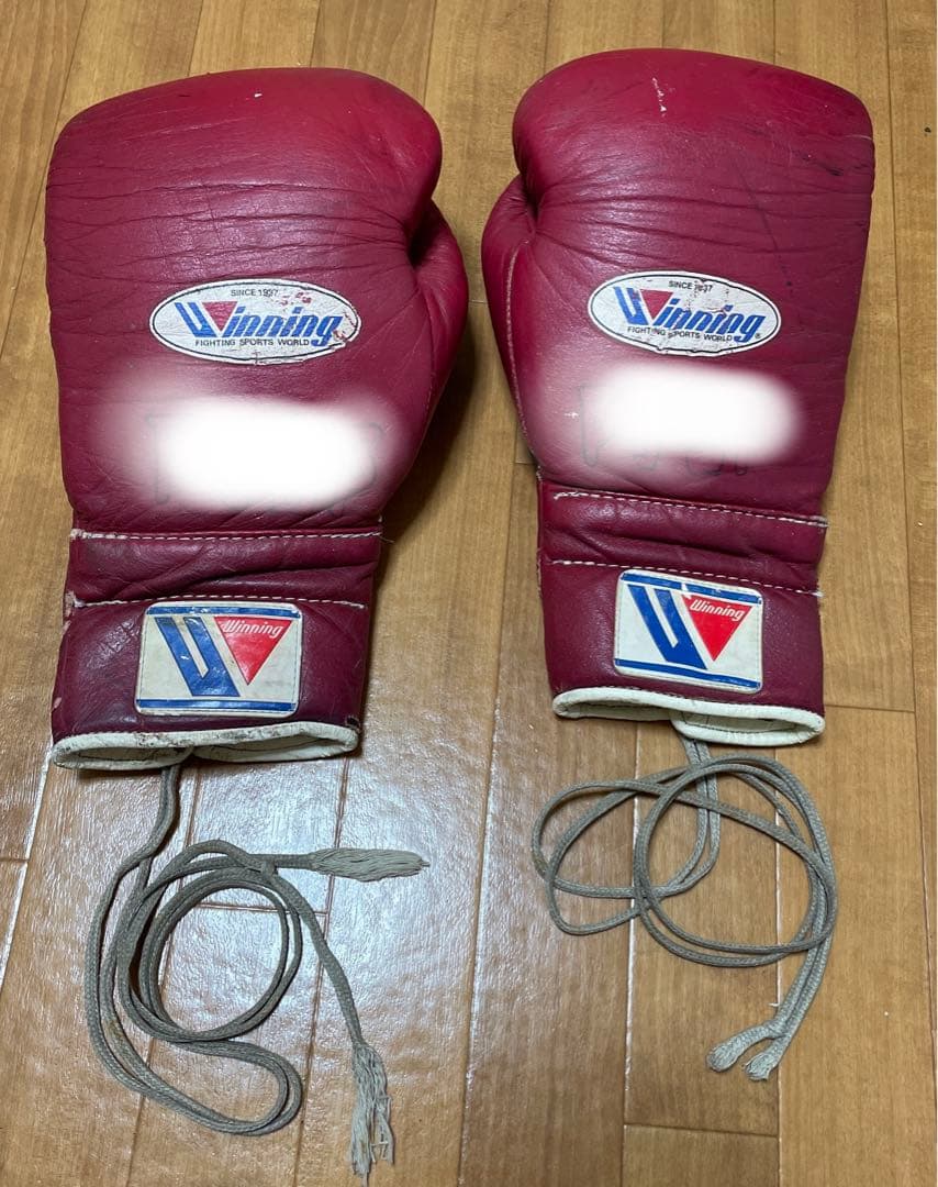 Winning ボクシンググローブ 赤 紐タイプ　14オンス