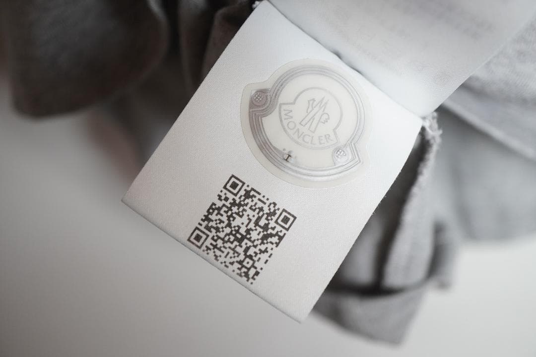 正規 MONCLER MAGLIA T-SHIRT 立体ロゴＴシャツ 525P▲