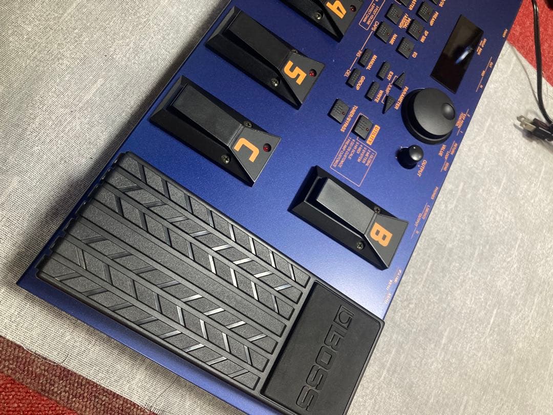 【週末値下げ】BOSS GT-5 マルチエフェクター