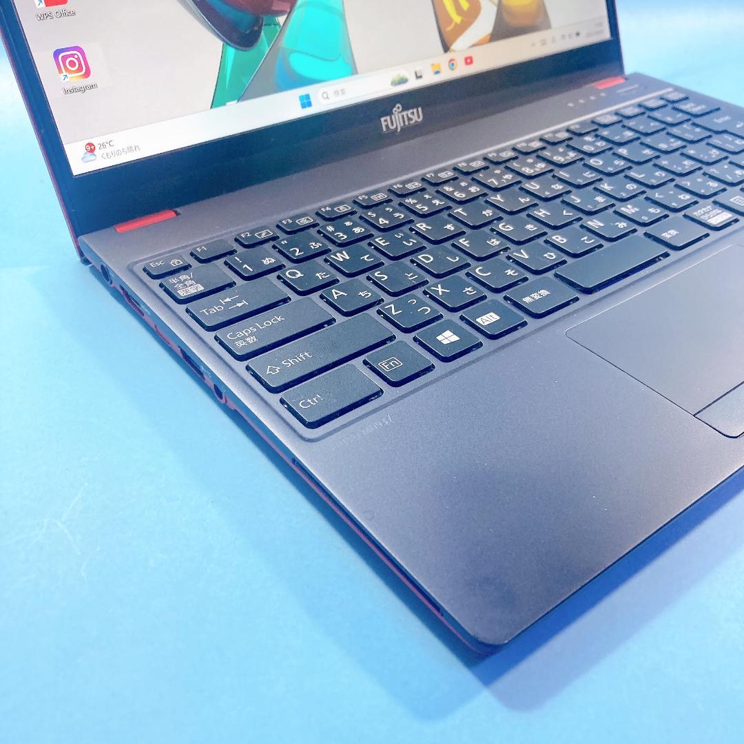 w59✨赤/ 薄型軽量/高速SSD /8GB /オフィス付✨すぐ使えるノートPC