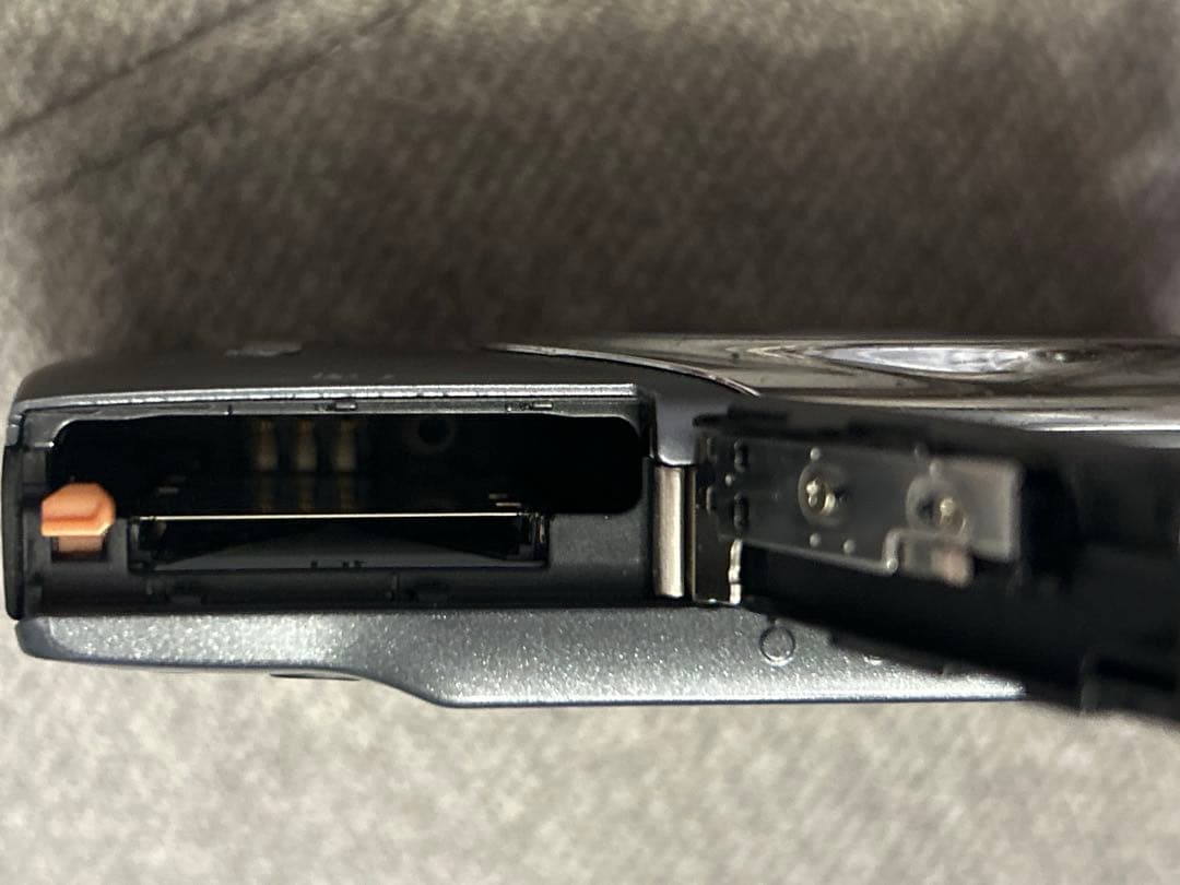 Canon IXY 130 グレー