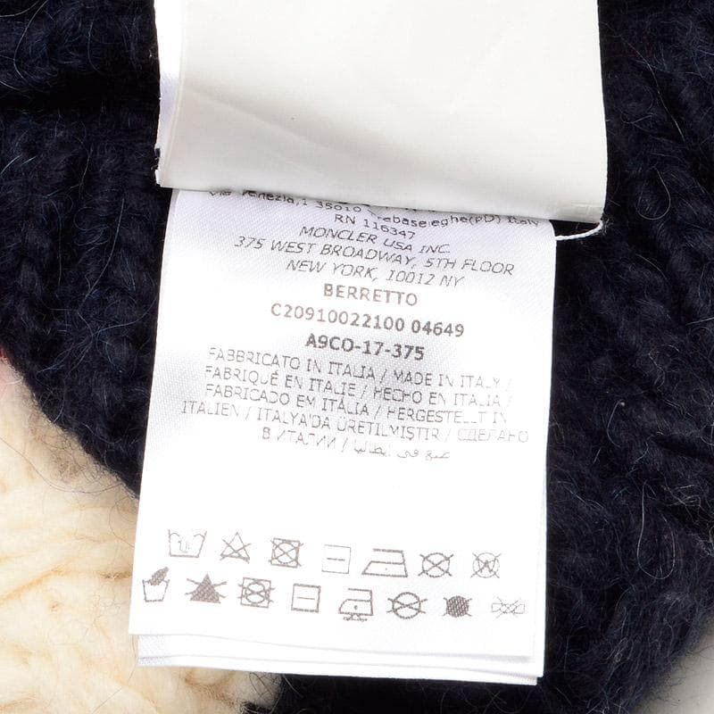 モンクレール　ニットキャップ　マルチカラー　ぽんぽん付ニット帽