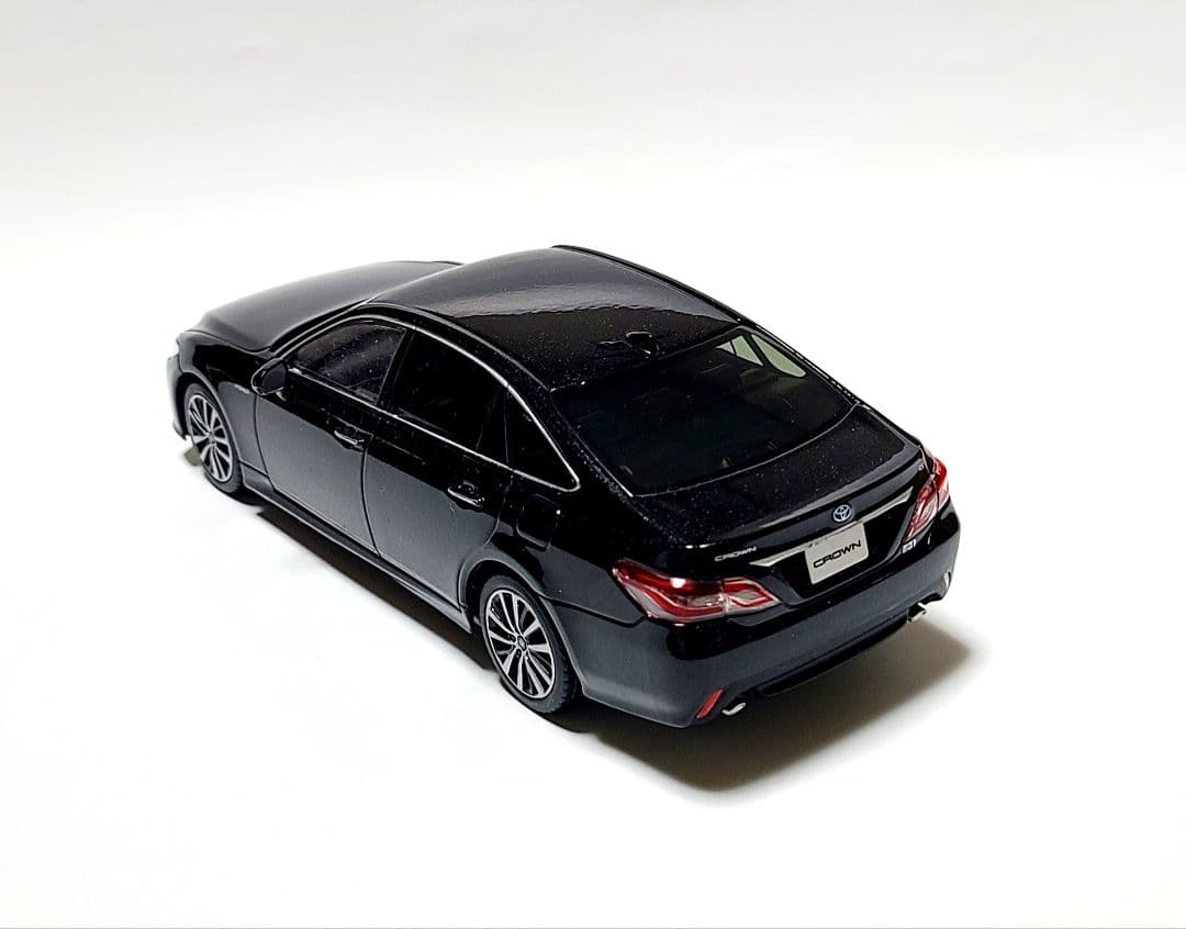 トヨタ 220系クラウン G カラーサンプル