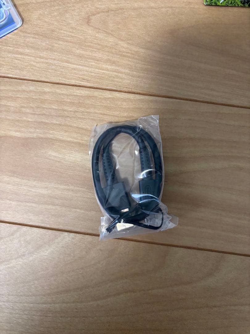 ほぼ未使用！let's goピカチュウ　モンスターボールplus