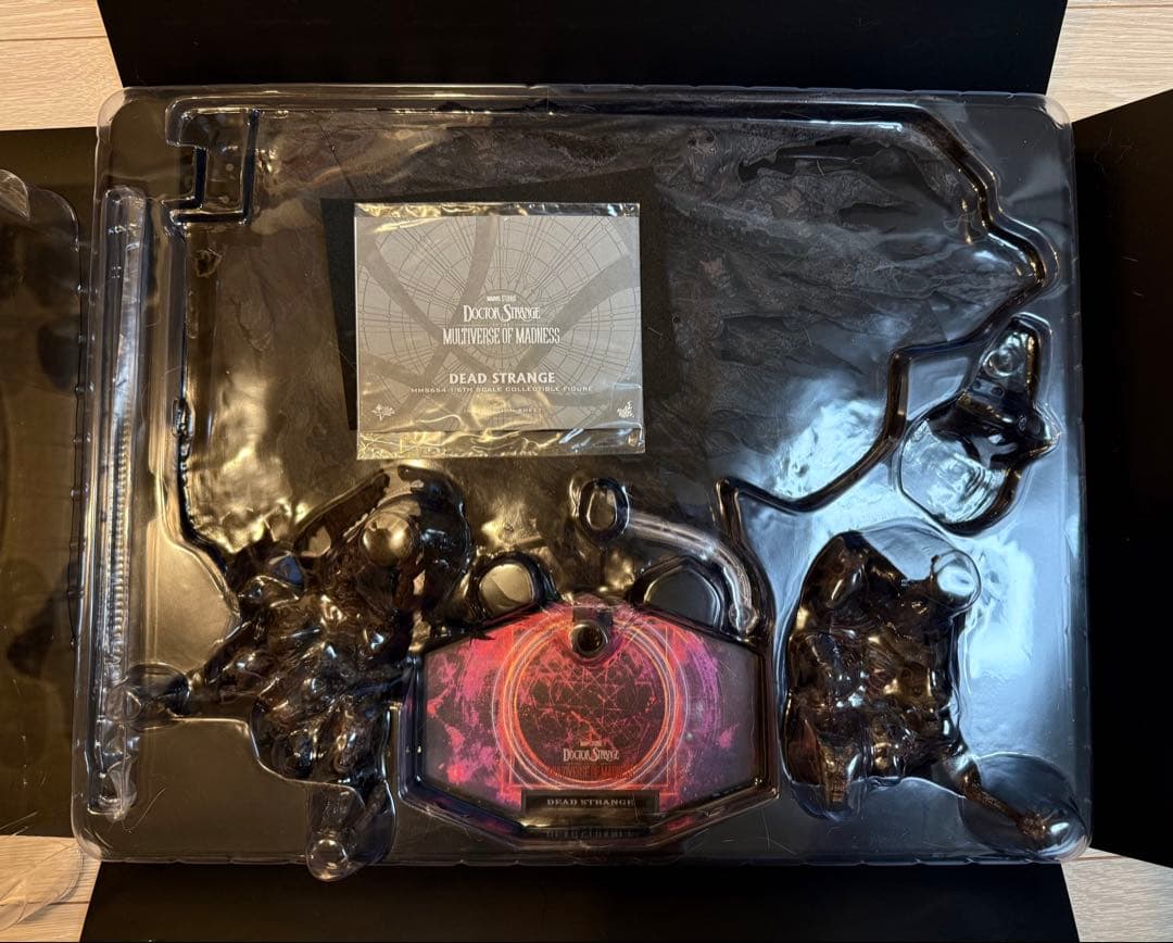 ホットトイズ　デッド・ストレンジ hot toys dead strange
