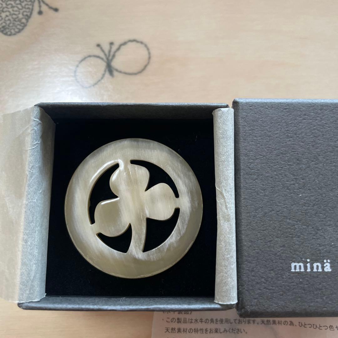 ミナペルホネンclover水牛の角ブローチ☆