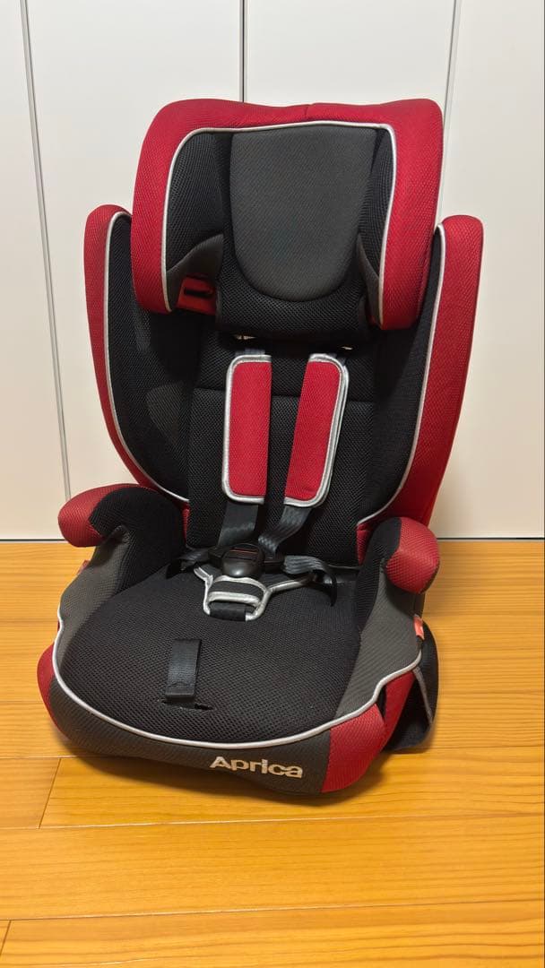 アップリカ　ジュニアシート1