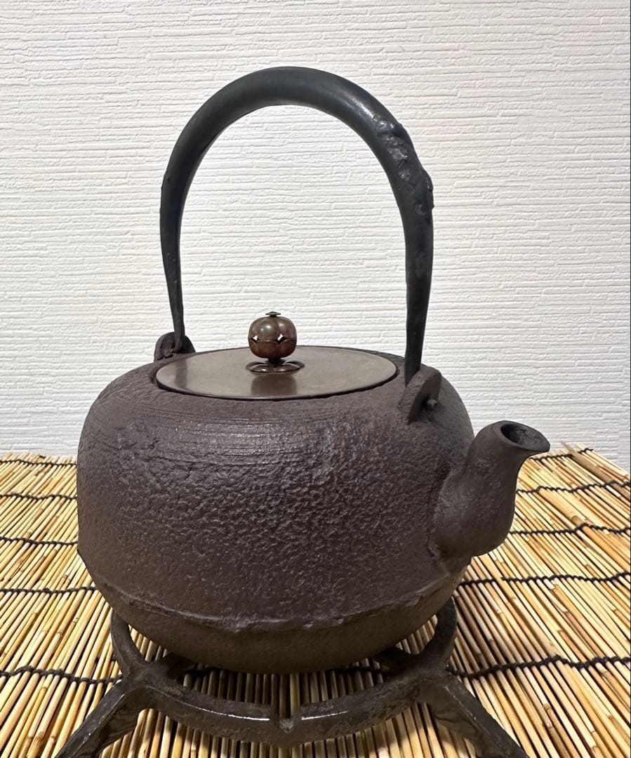 未使用品　山形水沢 釜師造　斑紫銅蓋 袋鉉　南部鉄瓶　南部鉄器　鉄瓶　調理後器具