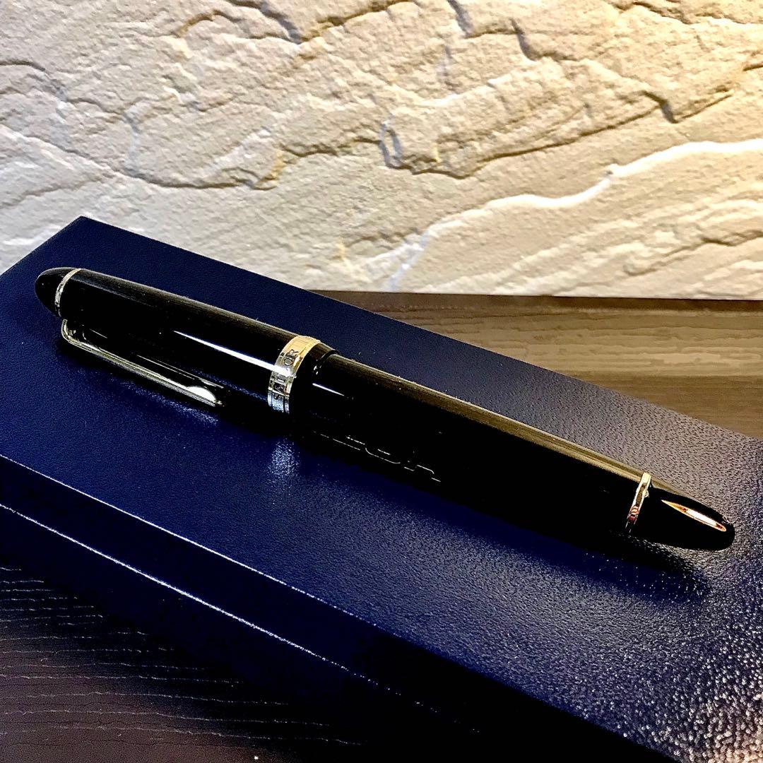 ☆ほぼ新品未使用☆書き味最高☆セーラー 万年筆プロフィット21（H-Ｆ)