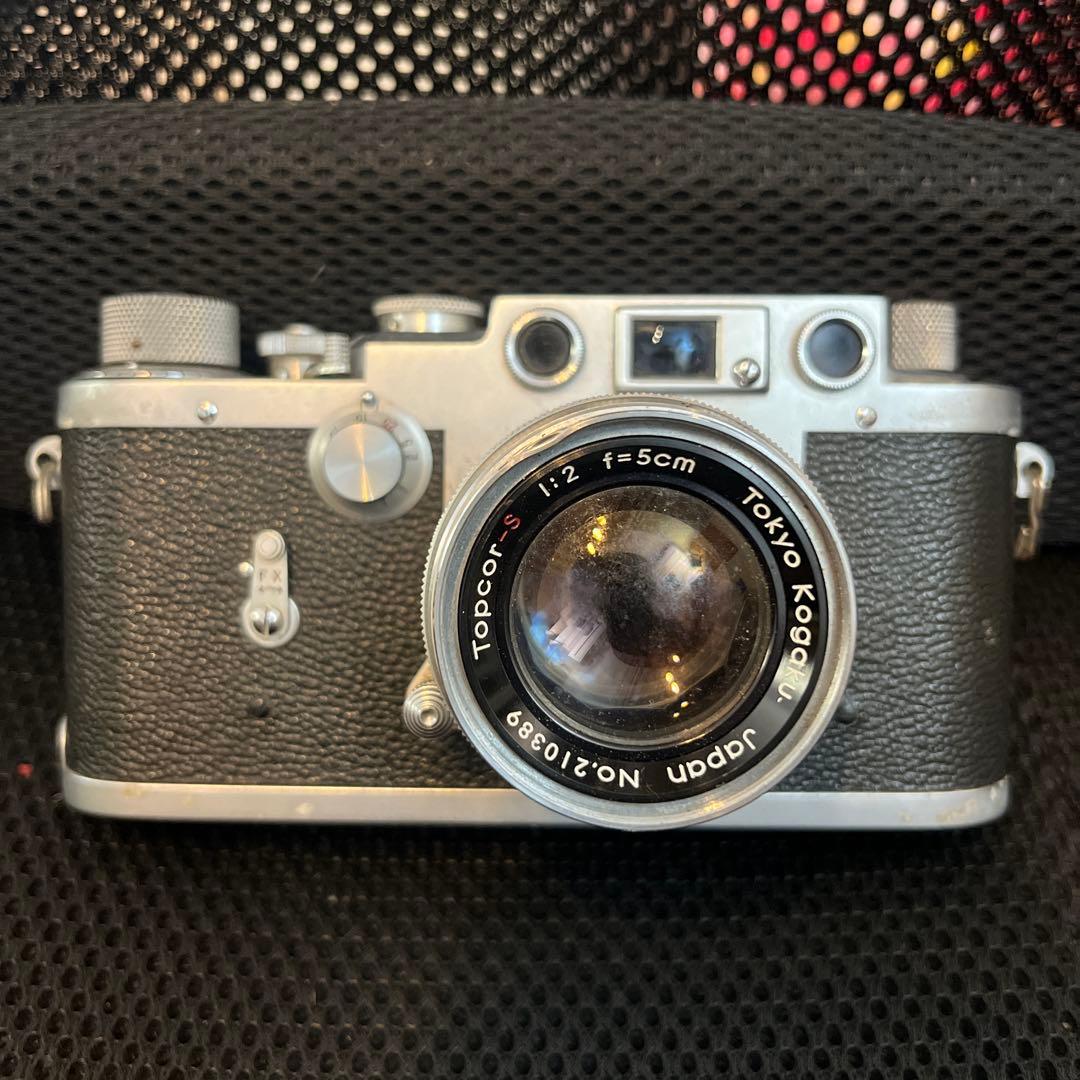 Leotax F レンジファインダーカメラ