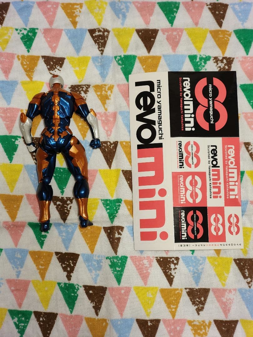 リボルテックミニ メタルギアソリッド　サイボーグ忍者