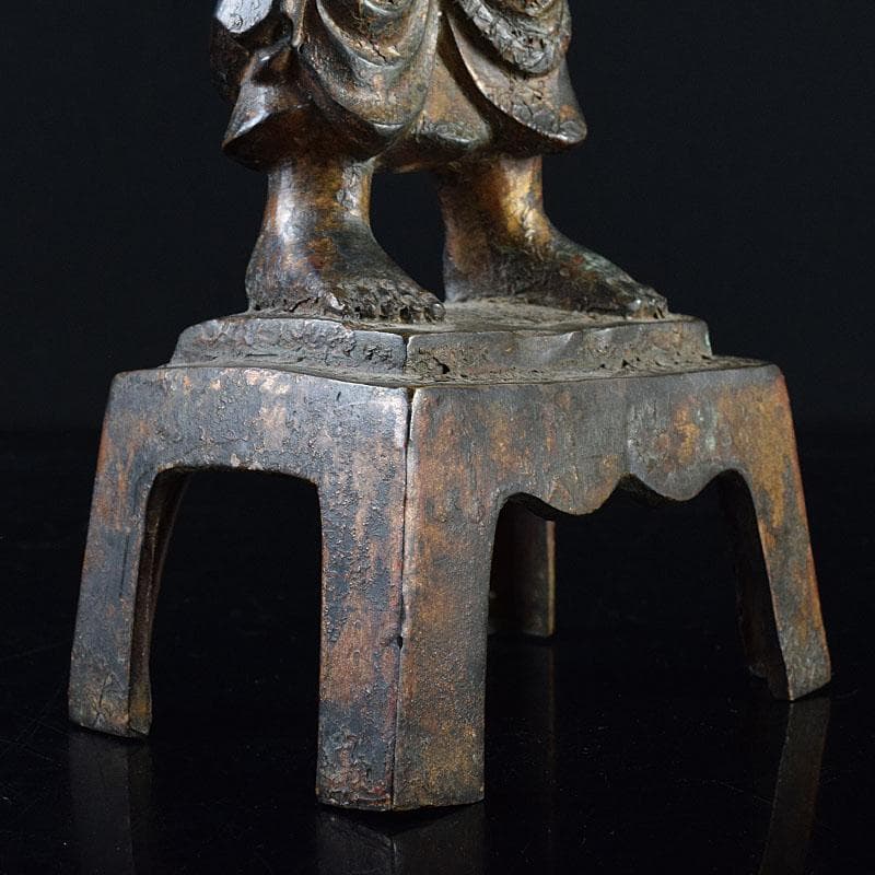 マツ　仏教美術　古銅鍍金　チベット仏　仏像　置物　D　R8634