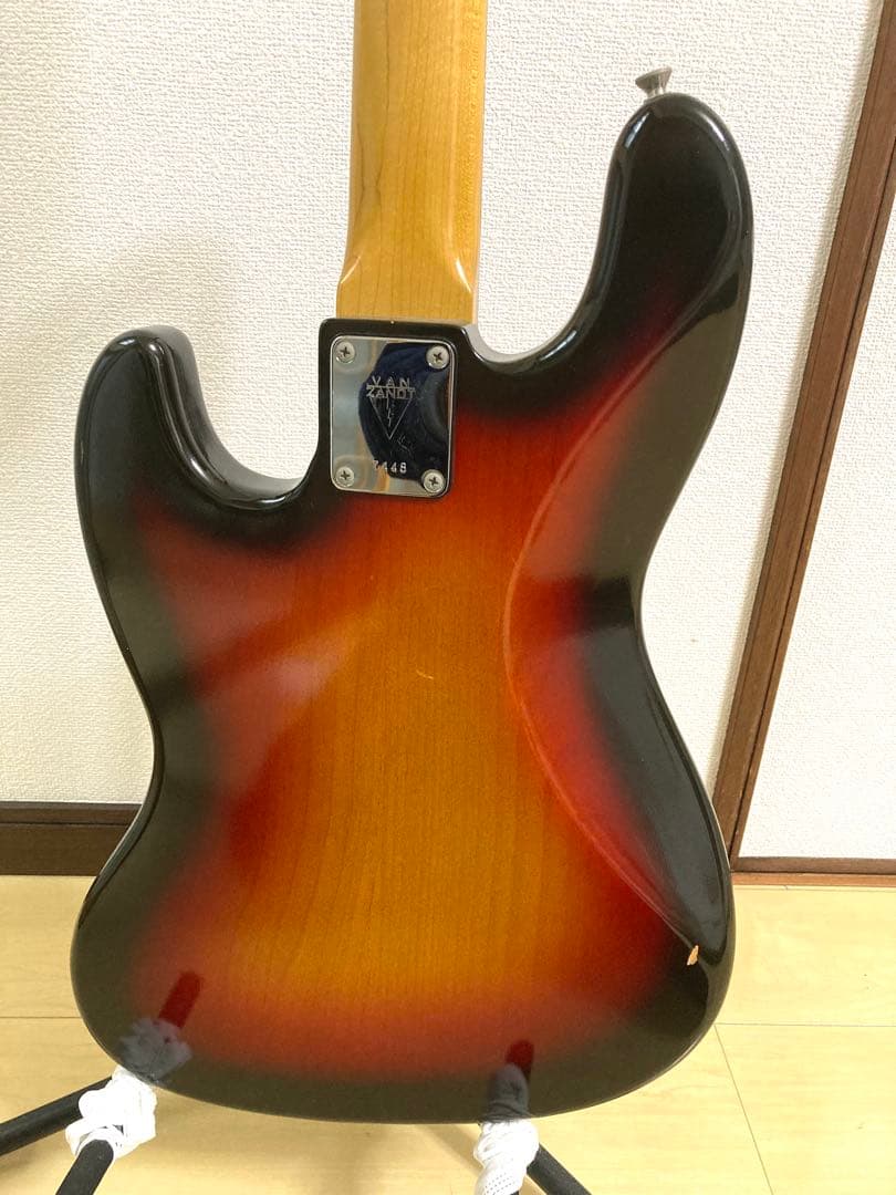ベース Vanzandt JBV-R2