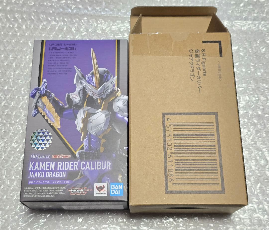 S.H.Figuarts 仮面ライダーカリバー ジャアクドラゴン