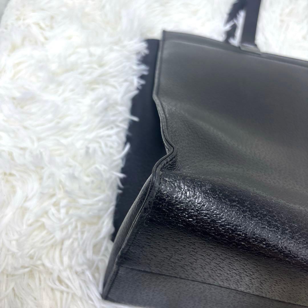 [希少無地.美品] グッチ トートバッグ　ビジネスバッグ　A4 自立　シボ革