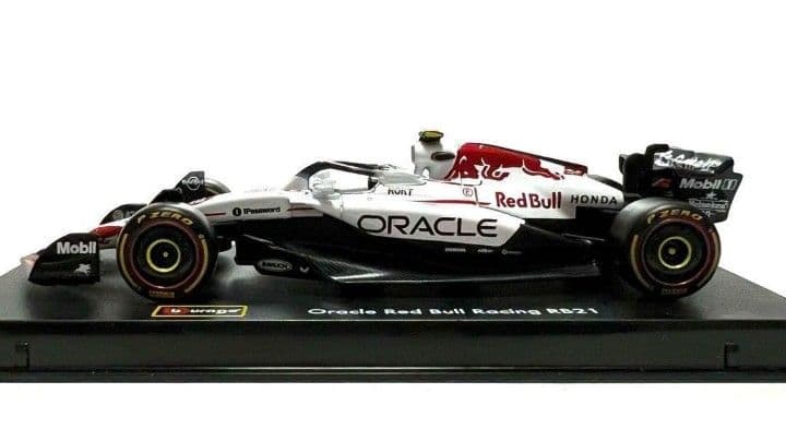 新品buragoクリアケース#22角田1/43RedBull RB212台セット