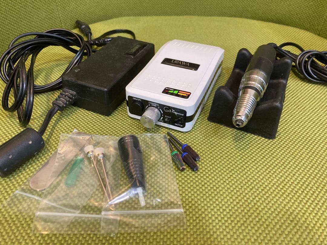 アイリス　ウラワ　ネイルマシーン　G3