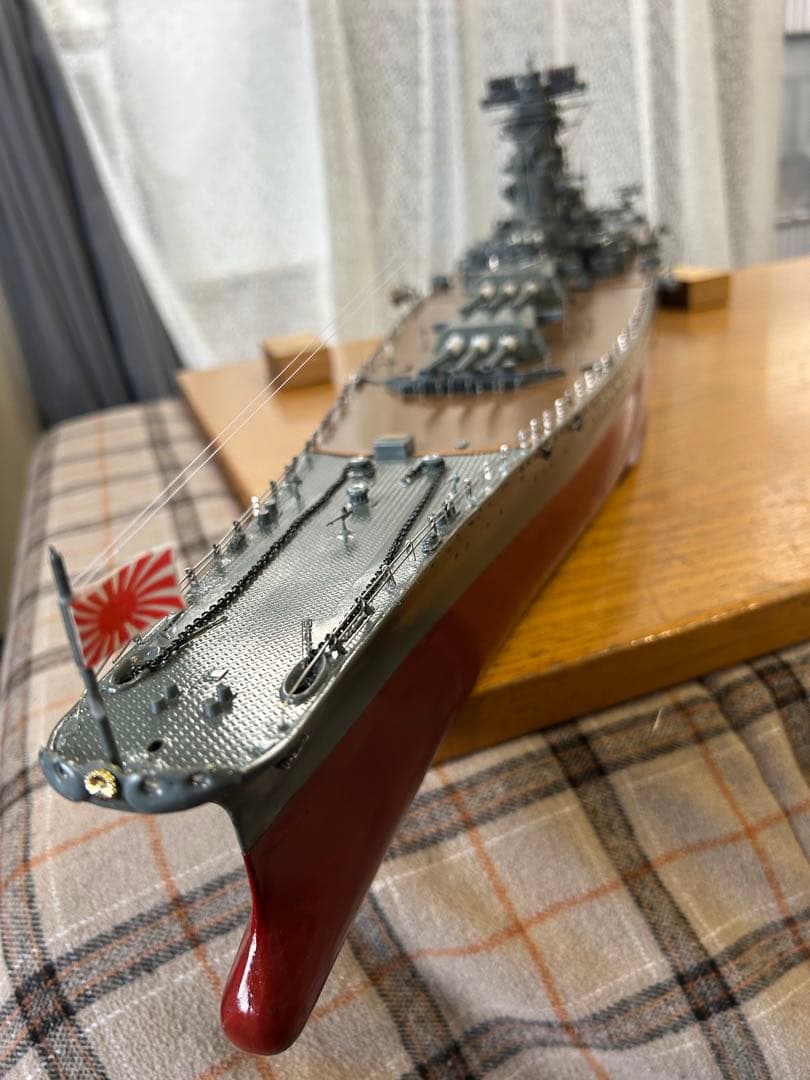 超大型戦艦大和1350mmテーブルからはみ出ます。精密製作完成品、送料込み販売