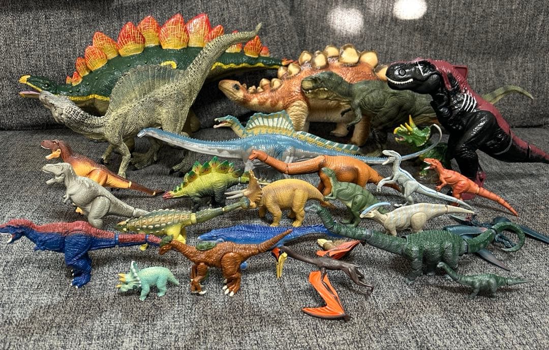 アニア等　フィギュアなど大量まとめ売り