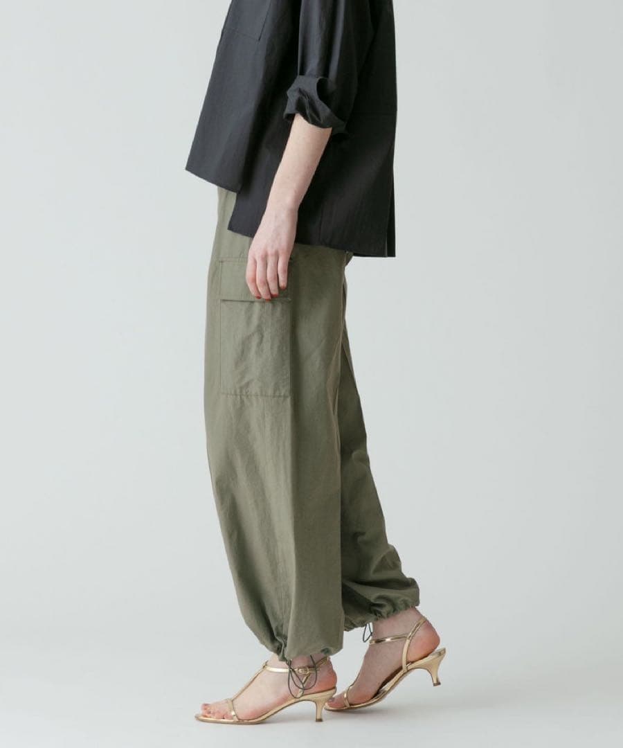 allureville アルアバイル 美品 ワイドカーゴパンツ カーキ