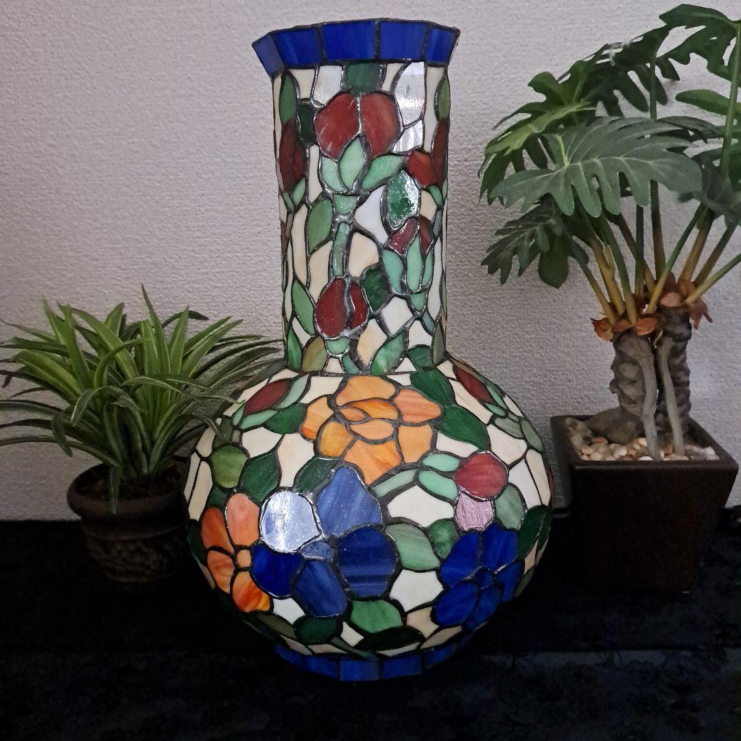 ♡ステンドグラス　花瓶型ランプ♡
