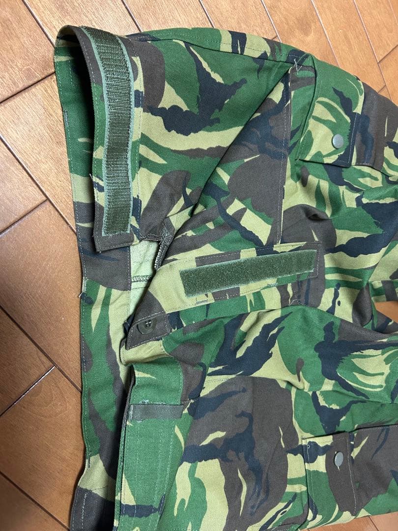 迷彩カーゴパンツ 軍パン　イギリス軍　軍パン　迷彩　サバゲー