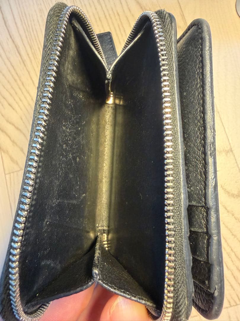 サンローラン　二つ折り財布 黒