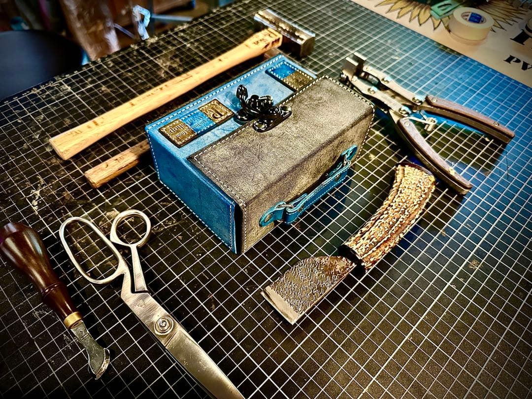 特価品！Pvt.Workshop 極CL 本革　デッキケース　ハーフ