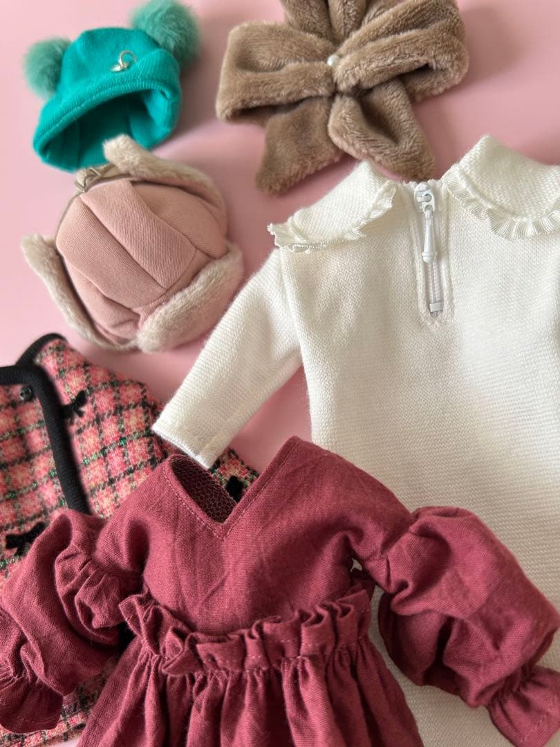 22センチドール　アウトフィット　服　ワンピース　帽子　リカちゃん　ブライス