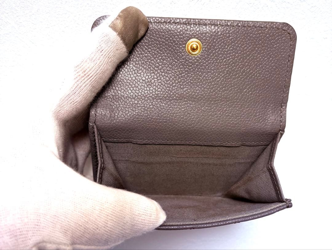 シャネル ボーイシャネル キャビアスキン コンパクトウォレット グレー