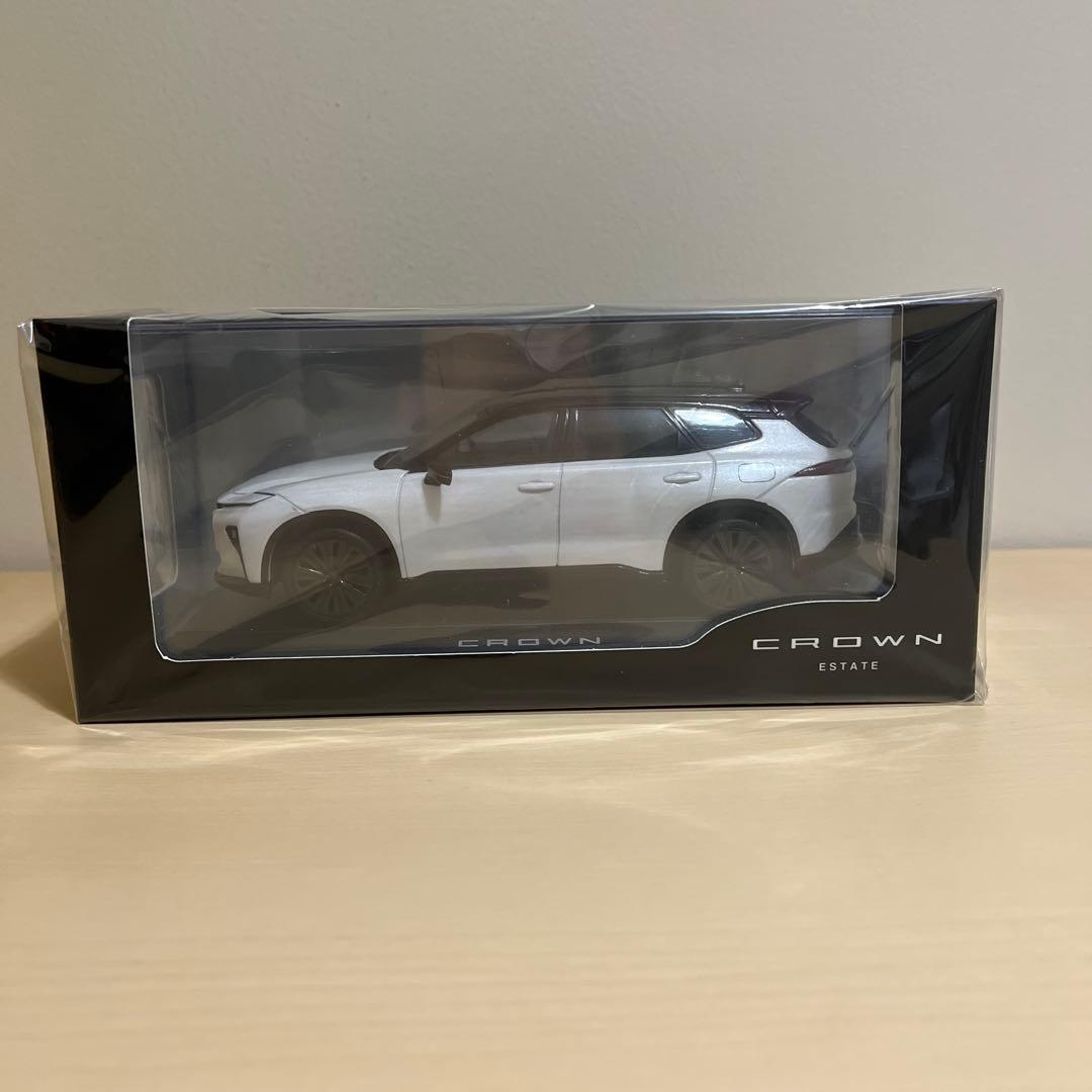 クラウン　エステート　ミニカー