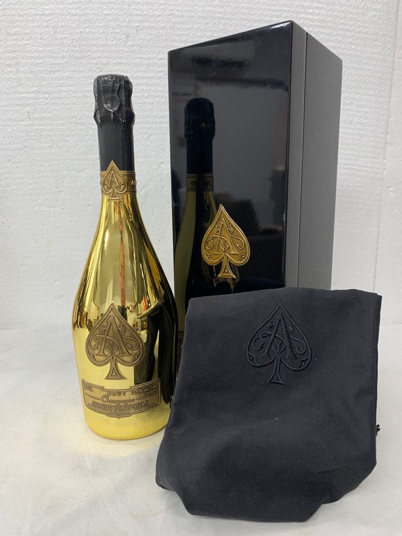 アルマンドブリニャック　ゴールド750ml 緊張袋　ケース付
