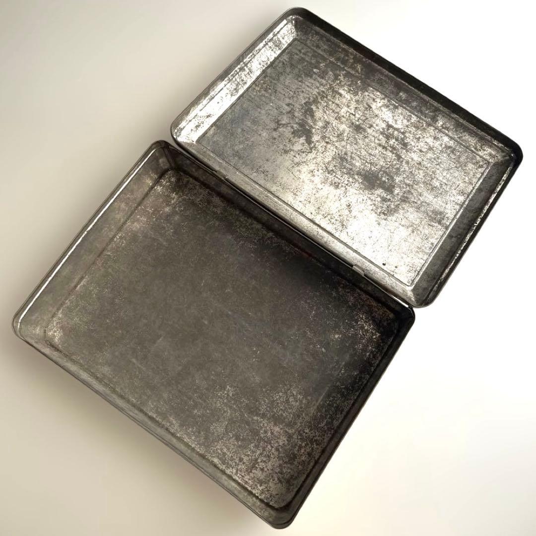 フランス　アンティーク　ビスケット缶　ブリキ缶　tin缶　ティン缶