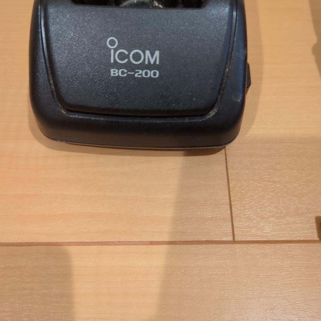 ICOM トランシーバー 2台セット 充電器付き