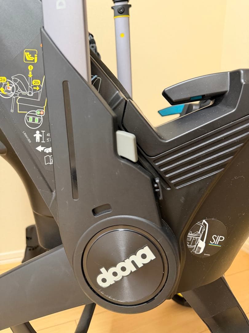 【美品】Doona i ドゥーナ　ベビーカー