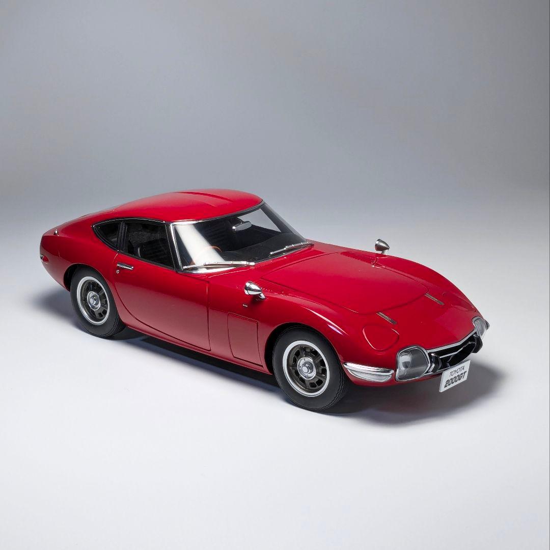 オートアート 1/18 トヨタ2000GT レッド