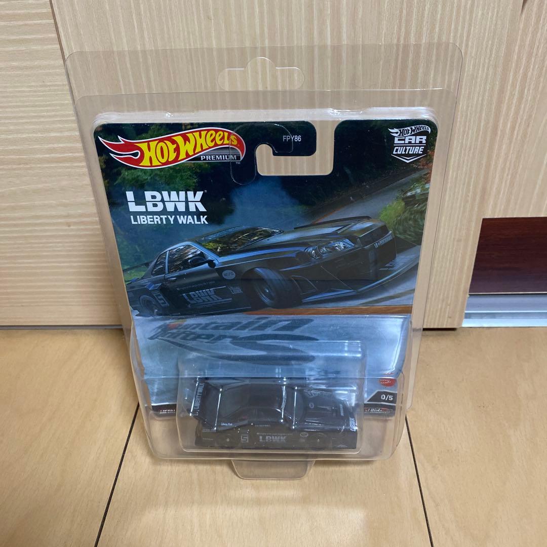 ミニカー Hotwheels LBWK Nissan Skyline ER34 Chase