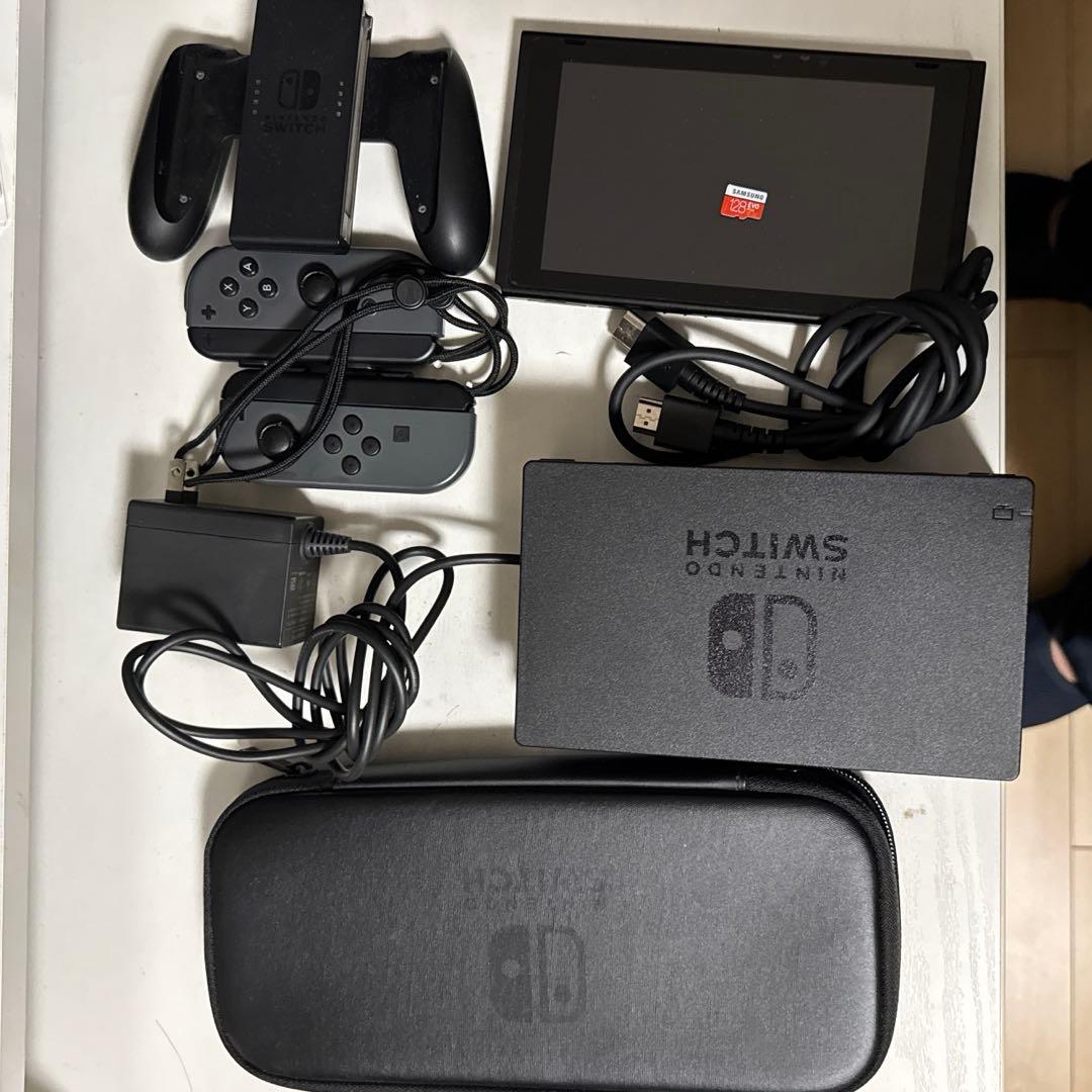 任天堂スイッチ本体 黒バッテリー強化版　ドック ケース USBカード