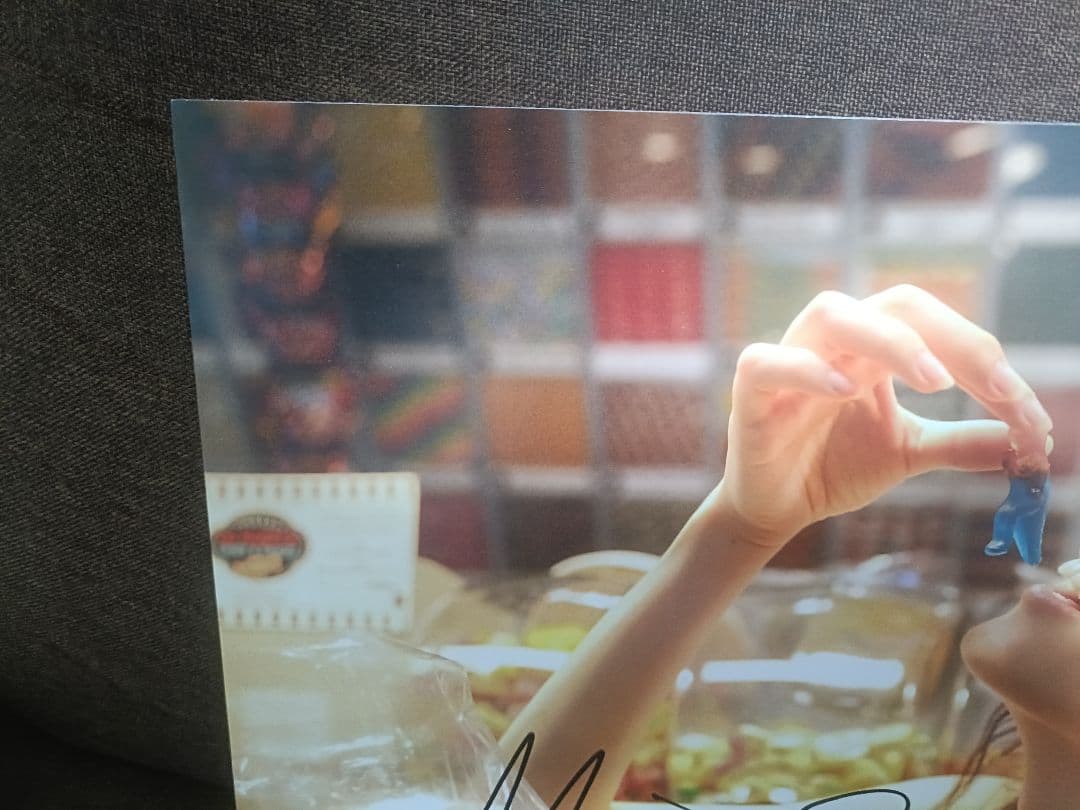 【激レア】山下美月 写真集 直筆サイン入りパネル