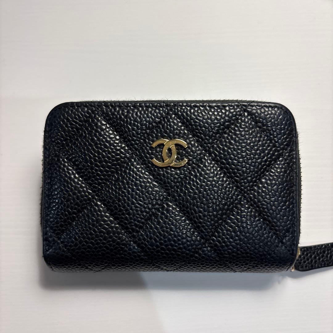 CHANELマトラッセ キャビアスキン小銭入れ 近年モデル