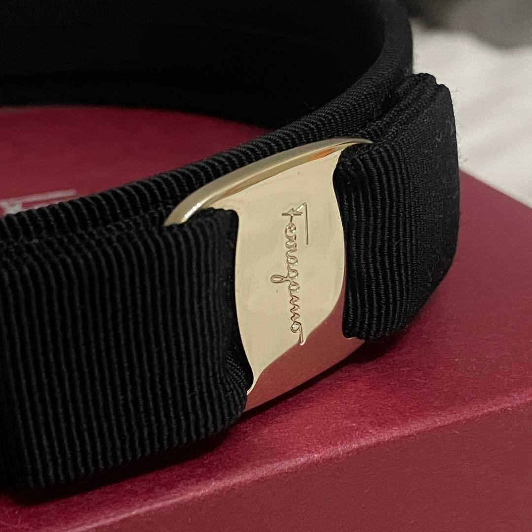 【極美品】Salvatore Ferragamo カチューシャ リボン　ブラック