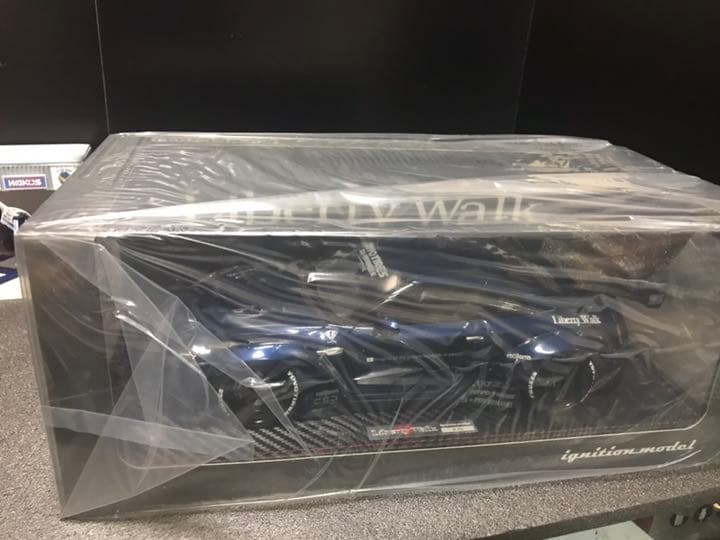 イグニッションモデル 1/18 リバティーウォーク GTR メタリックブルー