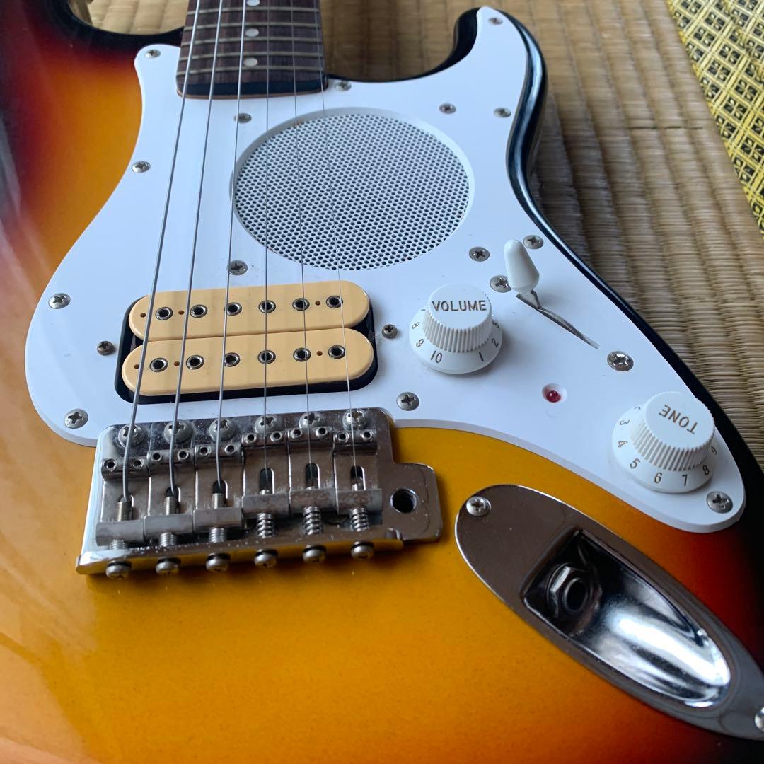 Fender ストラトキャスター　Champ アンプ内蔵　ギター サンバースト