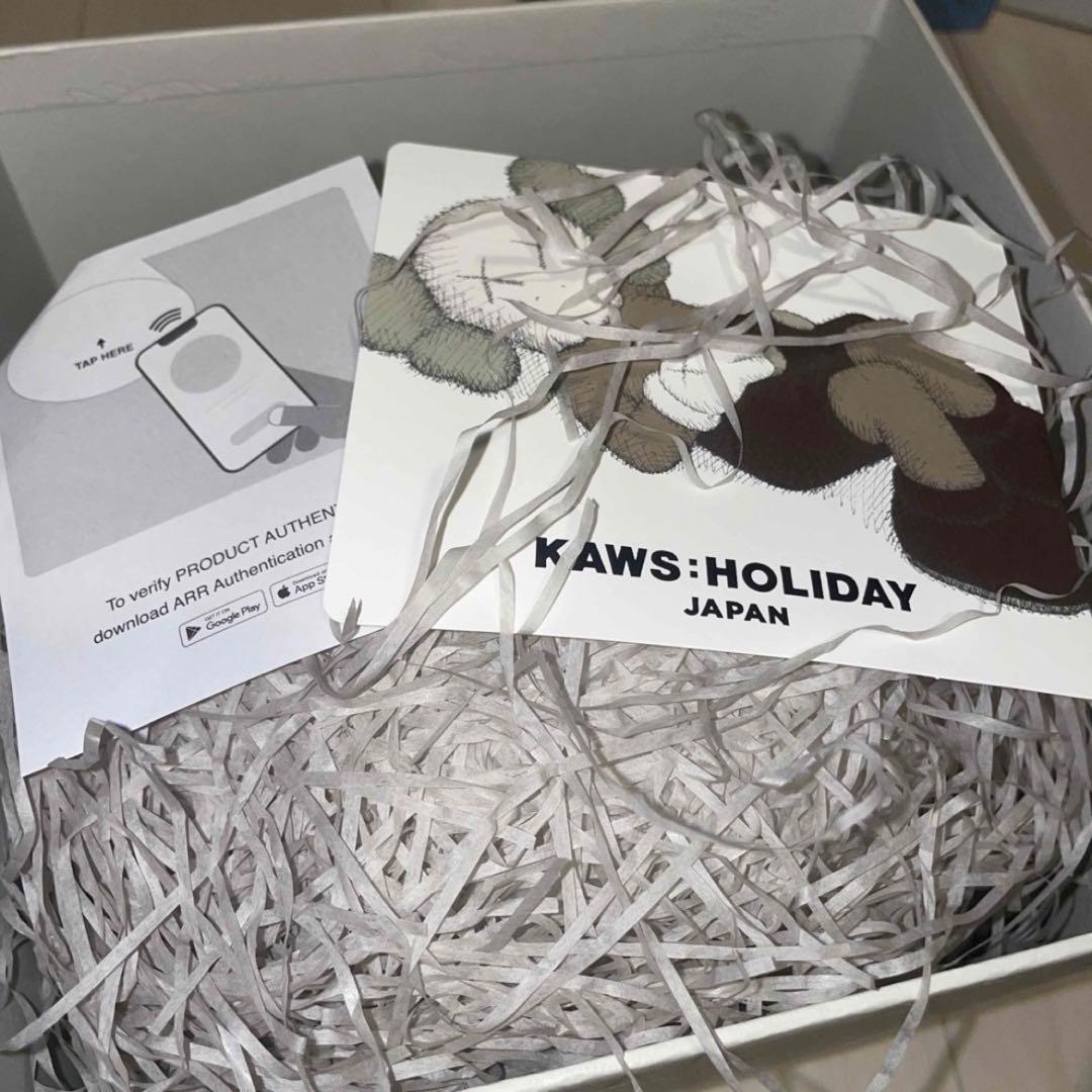 KAWS HOLIDAY富士山ぬいぐるみ Grey シリアルナンバー入り
