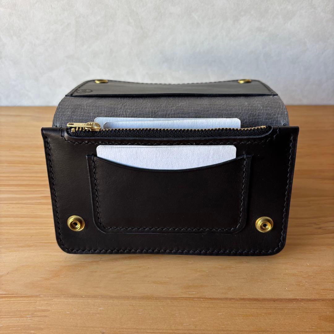 財布・ケース・小物入れ U
