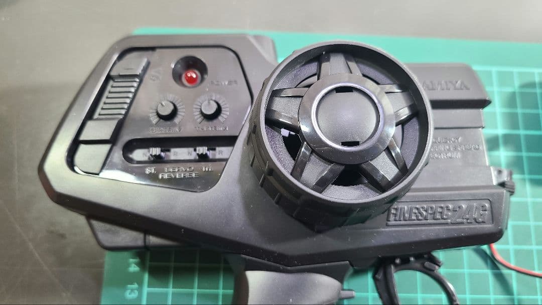 タミヤファインスペック2.4G受信機、アンプ、サーボのセット