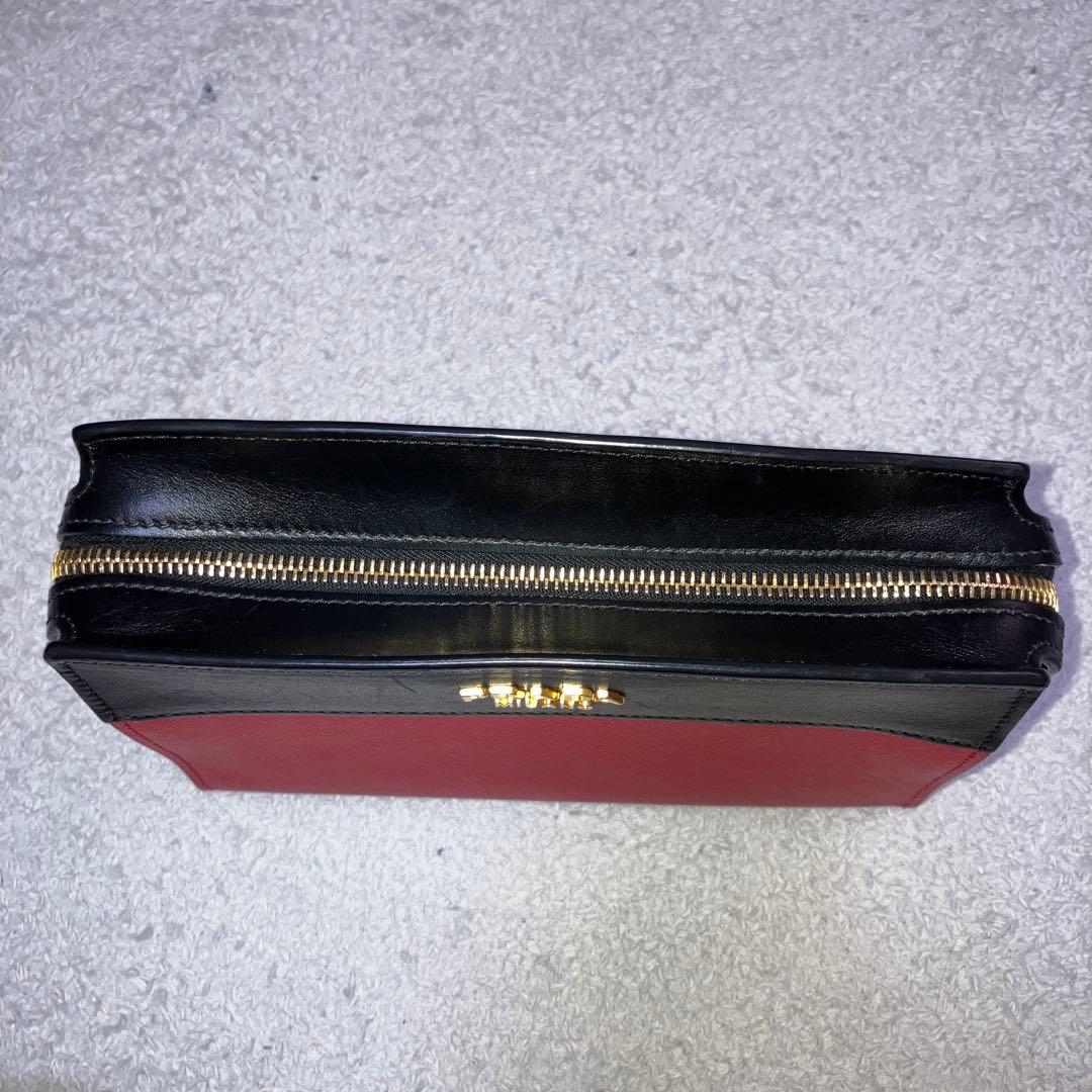 ショルダーバッグ 1BH043 レッド ブラック サフィアーノレザー PRADA